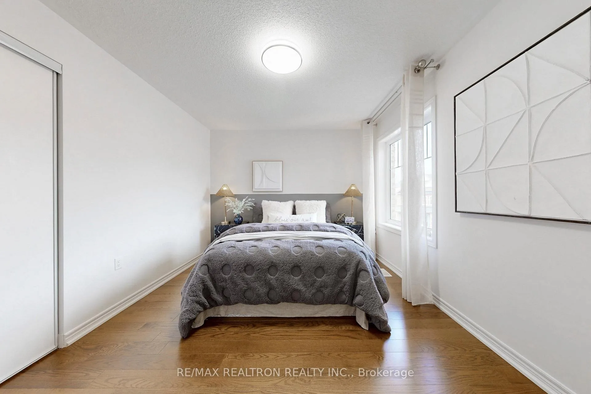 Photo 23 of 63 Pieter Vos Drive, Kitchener — HOMEH