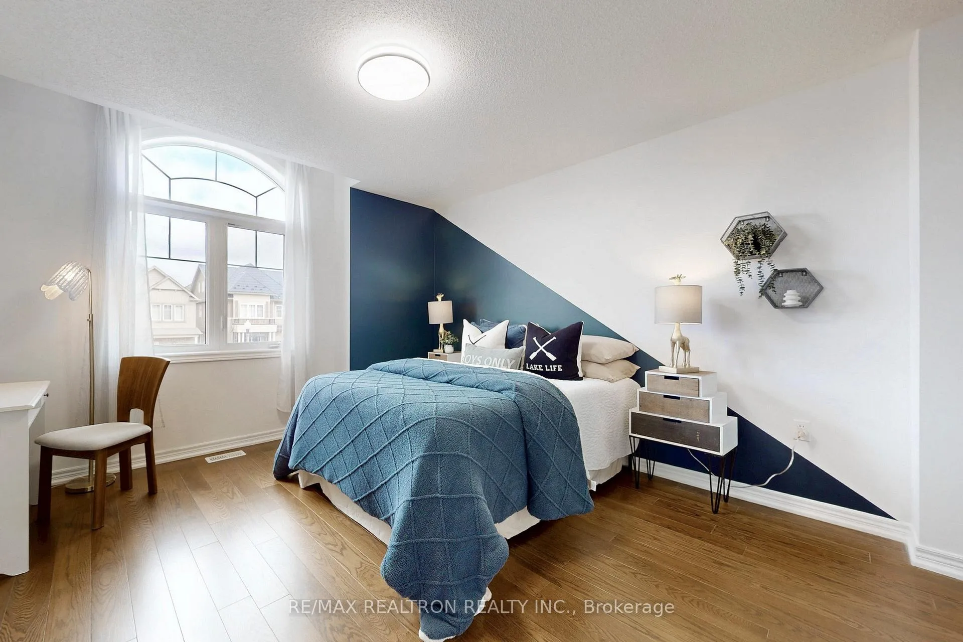 Photo 24 of 63 Pieter Vos Drive, Kitchener — HOMEH