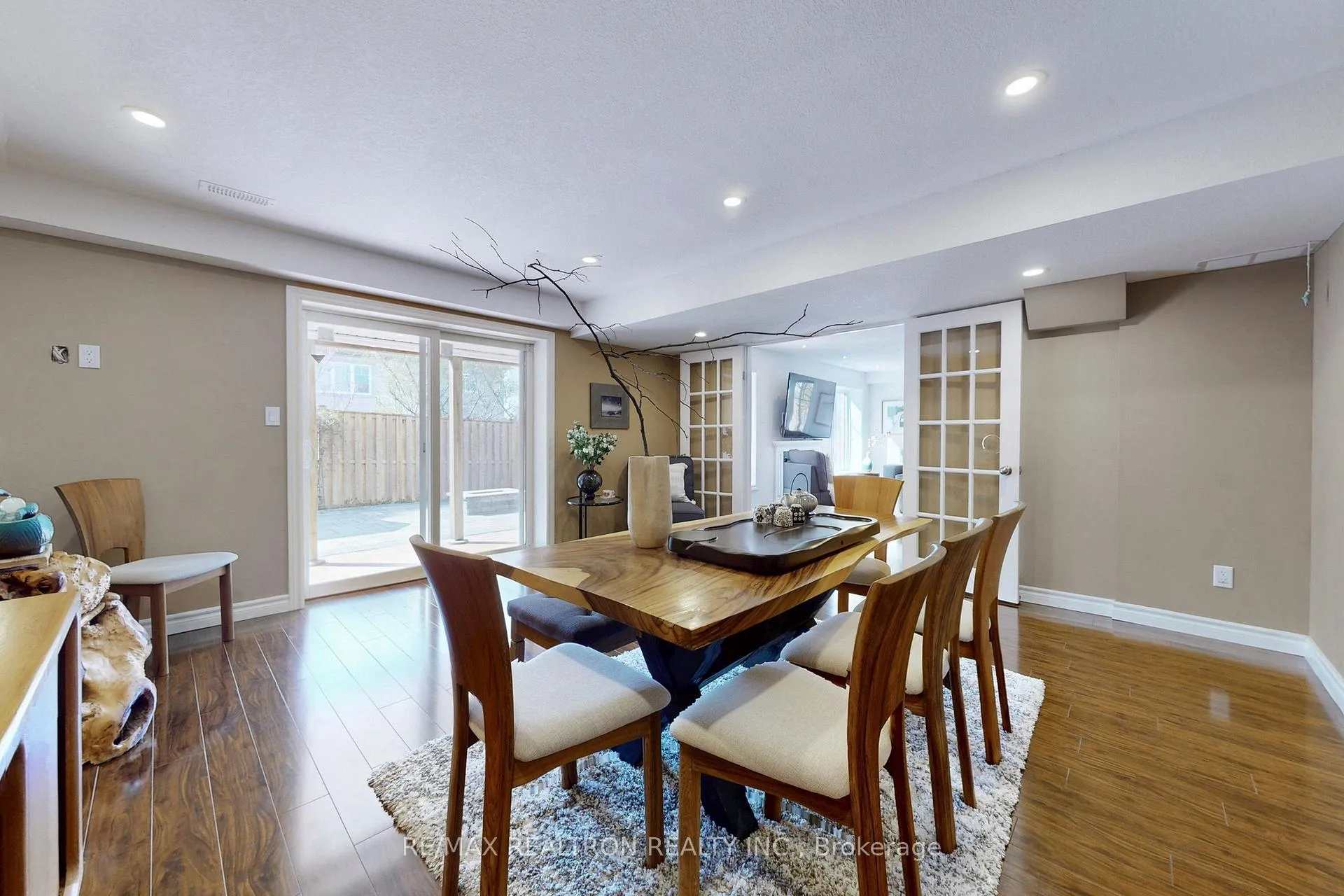 Photo 33 of 63 Pieter Vos Drive, Kitchener — HOMEH
