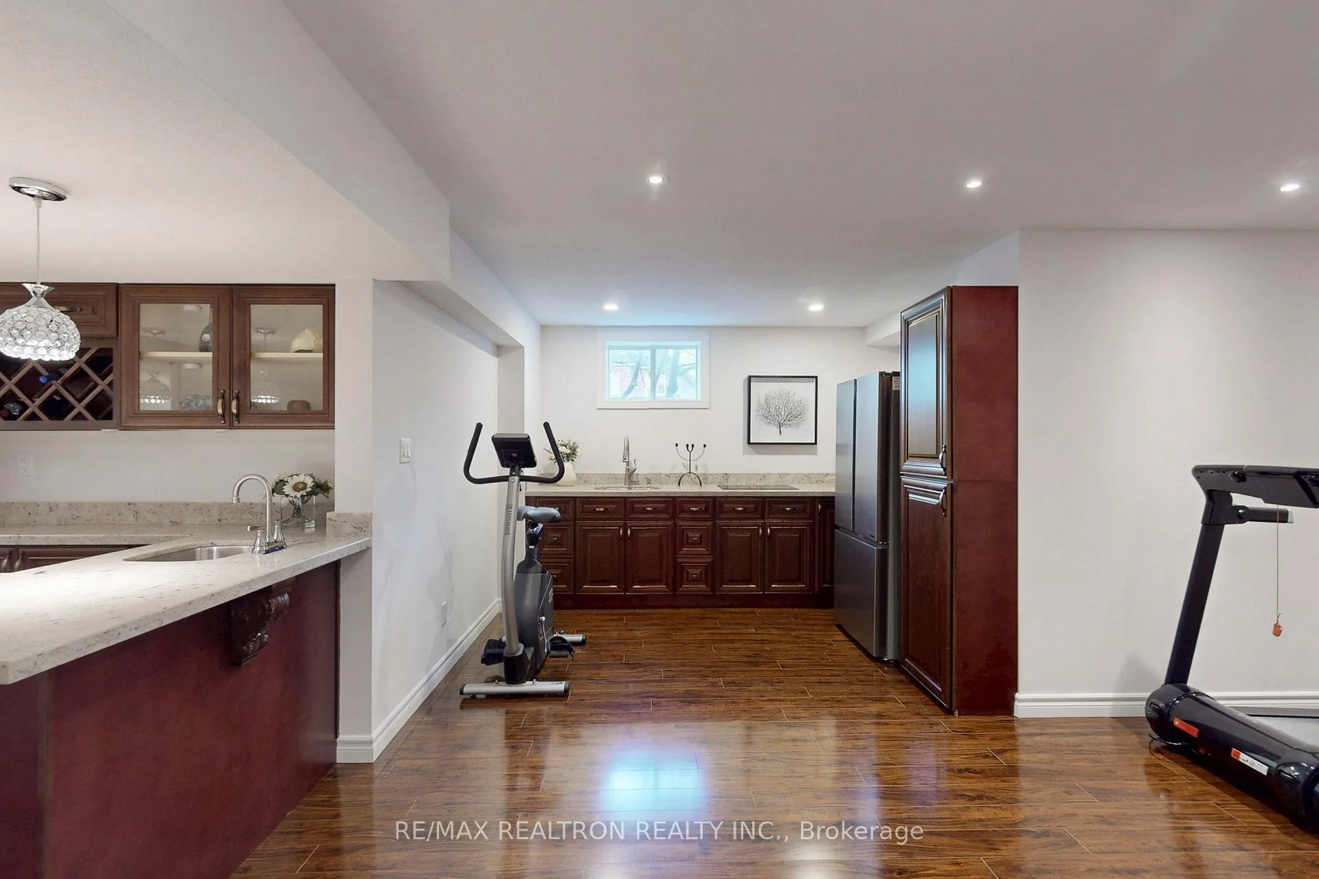 Photo 36 of 63 Pieter Vos Drive, Kitchener — HOMEH