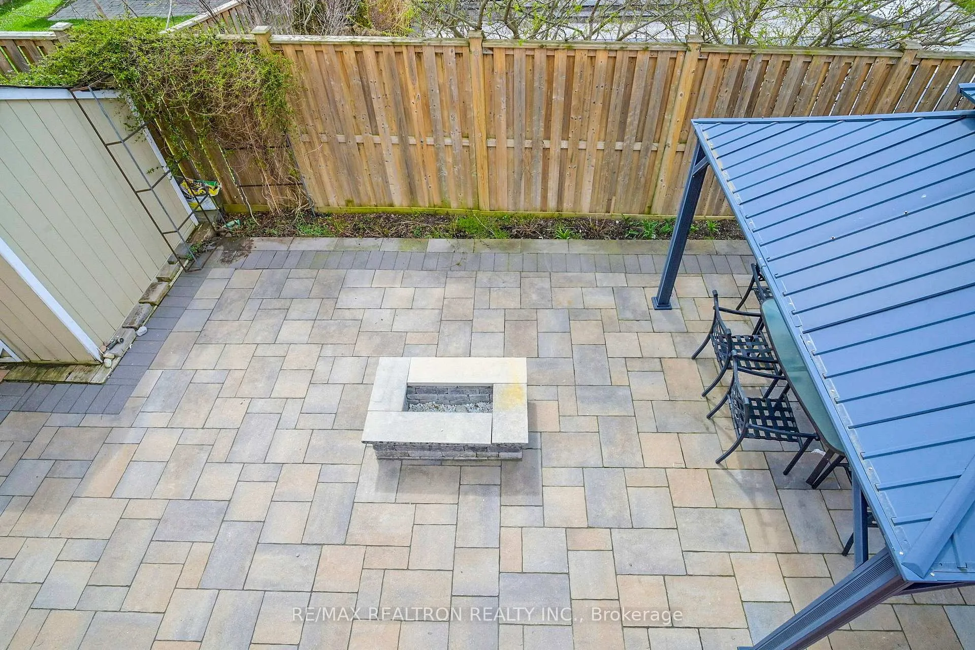 Photo 41 of 63 Pieter Vos Drive, Kitchener — HOMEH