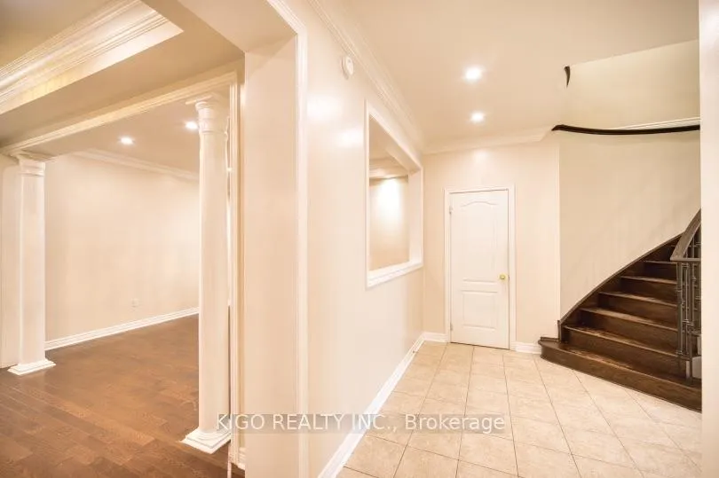 Photo 8 of 548 Wasaga Crescent, Waterloo, Conservation Meadows — HOMEH