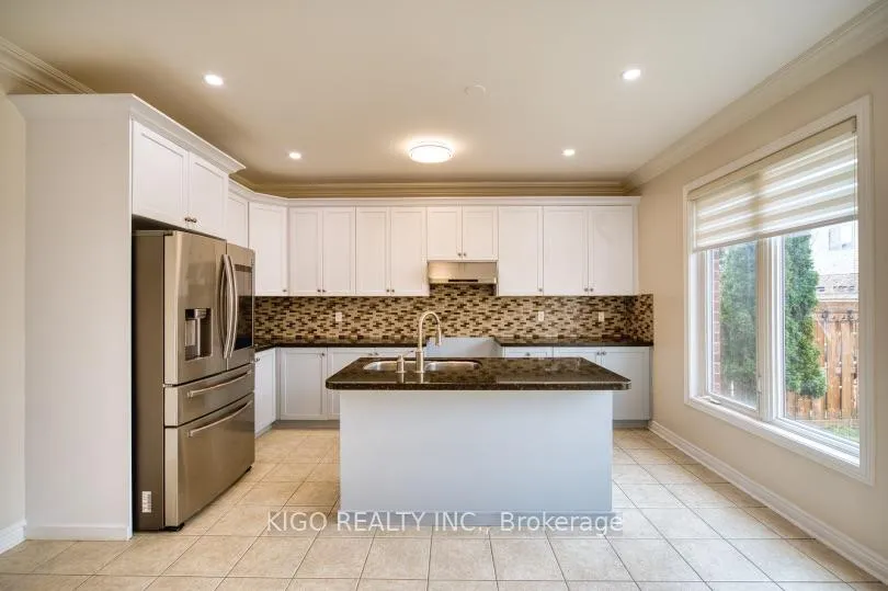 Photo 16 of 548 Wasaga Crescent, Waterloo, Conservation Meadows — HOMEH