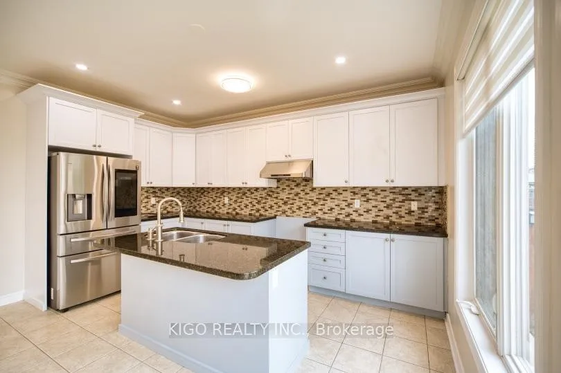 Photo 17 of 548 Wasaga Crescent, Waterloo, Conservation Meadows — HOMEH