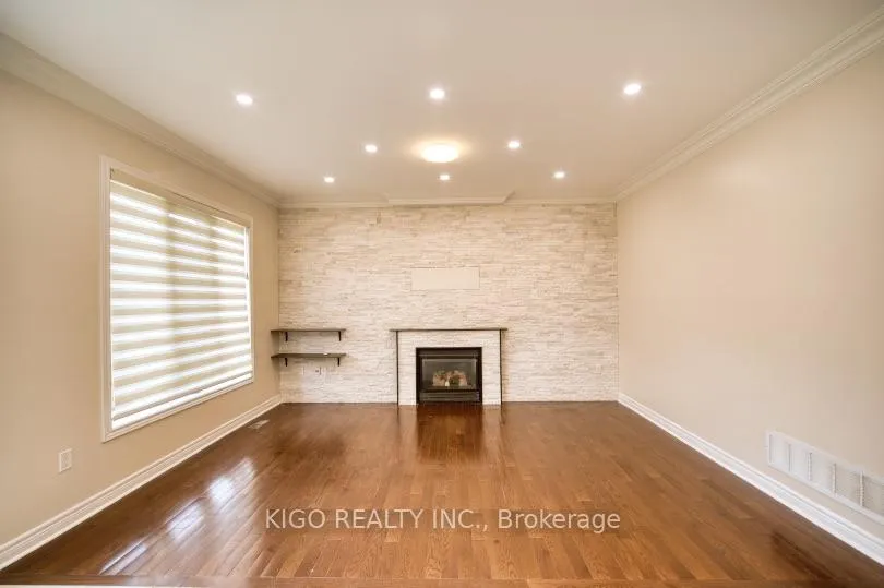 Photo 18 of 548 Wasaga Crescent, Waterloo, Conservation Meadows — HOMEH