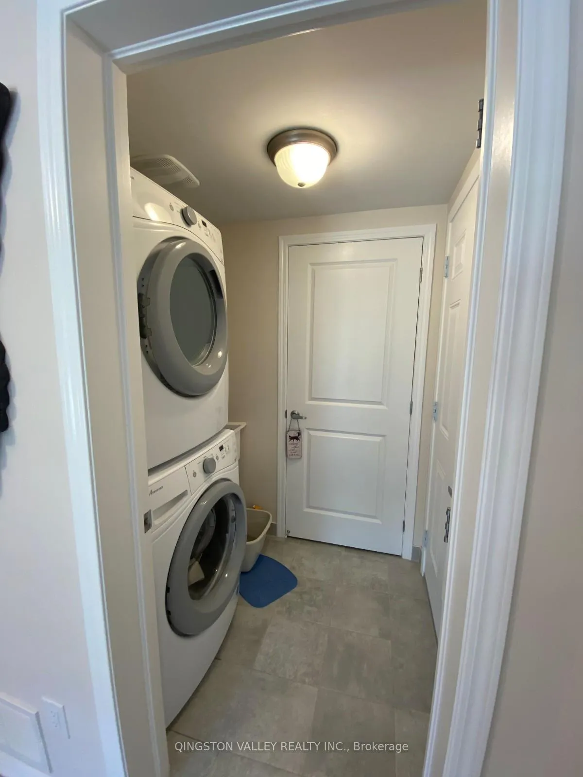 Photo 5 of 853 Element Private, Ottawa, Kanata - Emerald Meadows/Trailwest — HOMEH