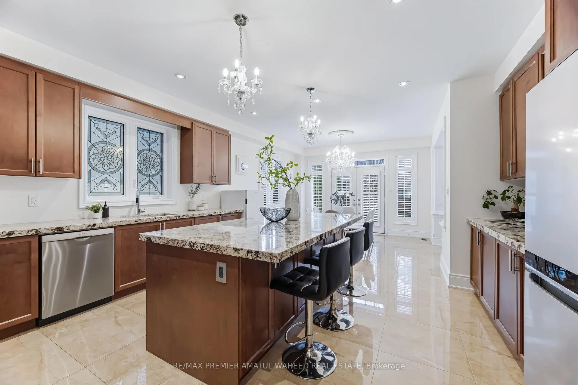 Photo 15 of 1 Ostrovsky Road, Vaughan, Vellore Village — HOMEH