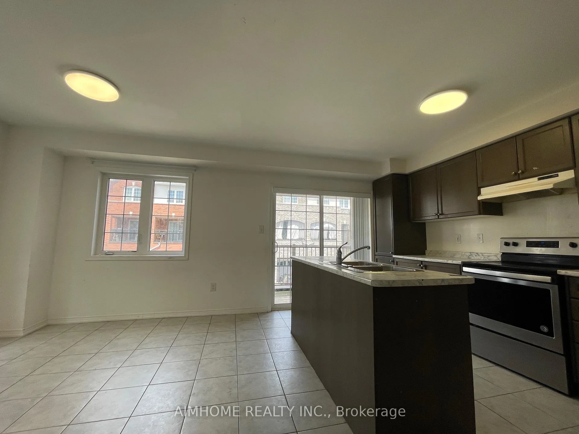 Photo 5 of 92 Ainley Road, Ajax, Central East — HOMEH