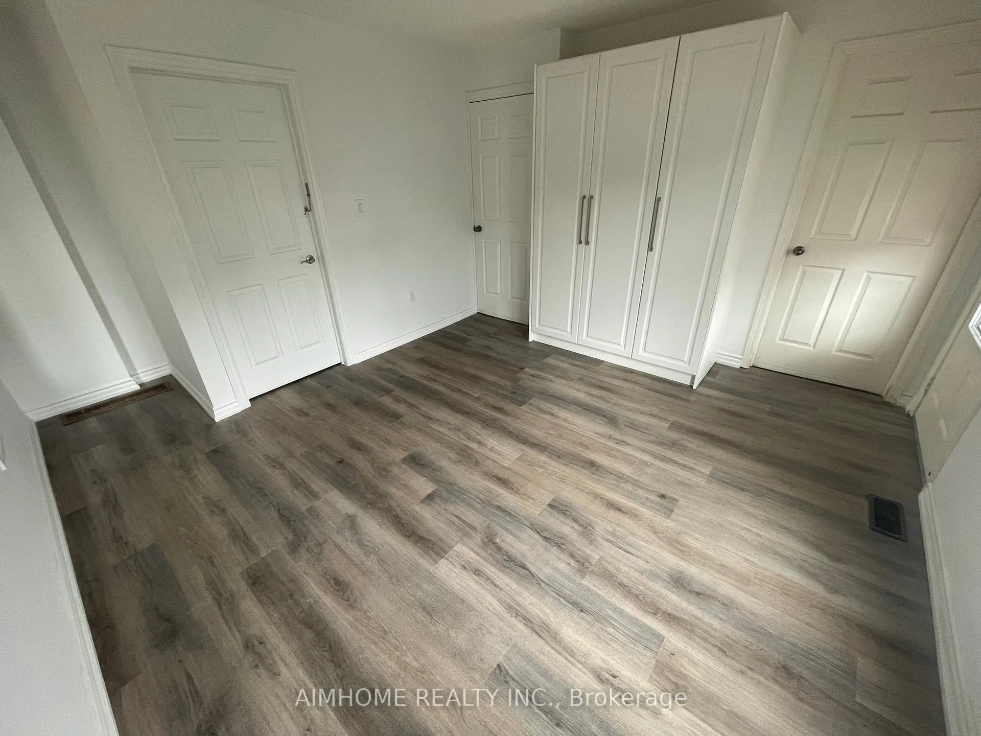 Photo 7 of 92 Ainley Road, Ajax, Central East — HOMEH