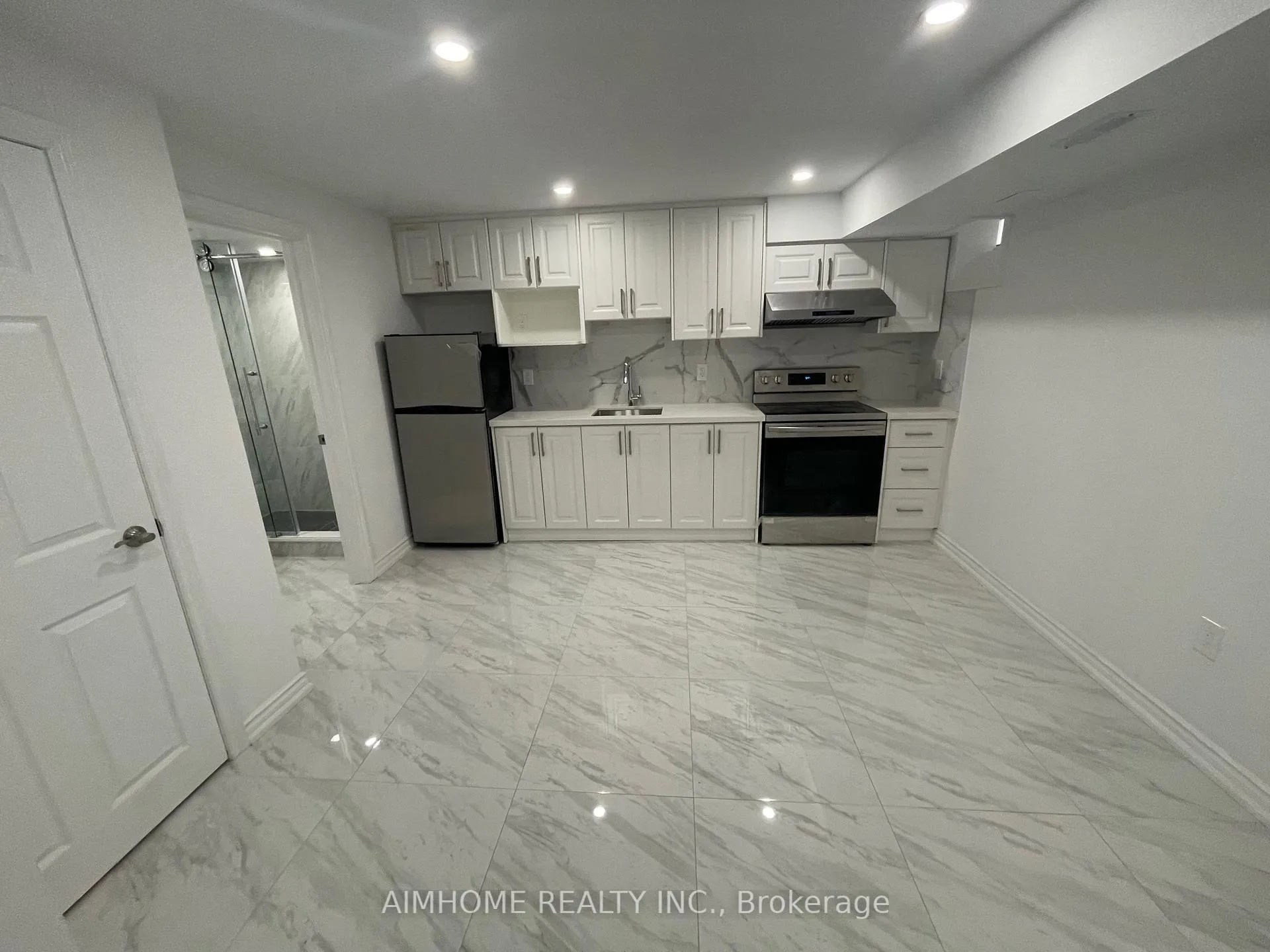 Photo 9 of 92 Ainley Road, Ajax, Central East — HOMEH