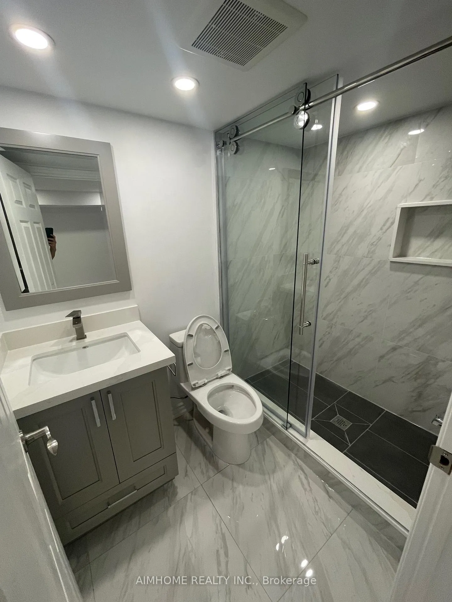 Photo 11 of 92 Ainley Road, Ajax, Central East — HOMEH