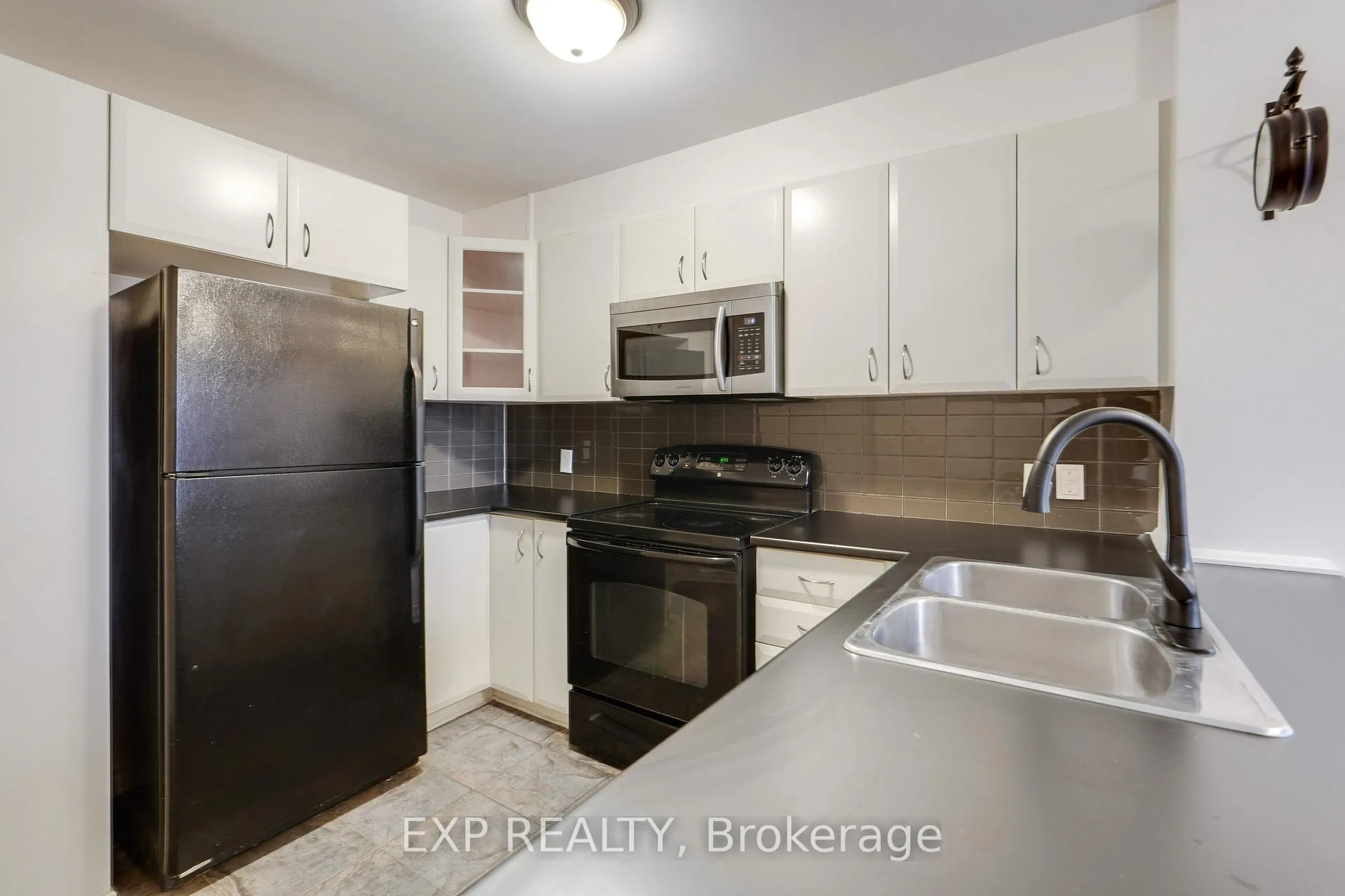 Photo 8 of Unit 201, 201 Paseo Private, Ottawa, Centrepointe — HOMEH