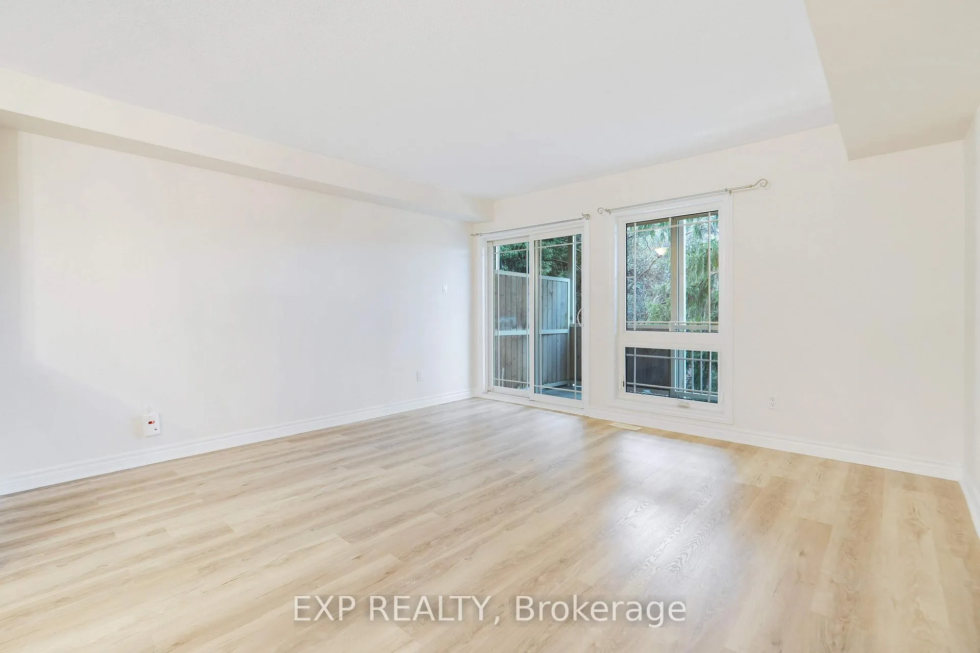 Photo 12 of Unit 201, 201 Paseo Private, Ottawa, Centrepointe — HOMEH