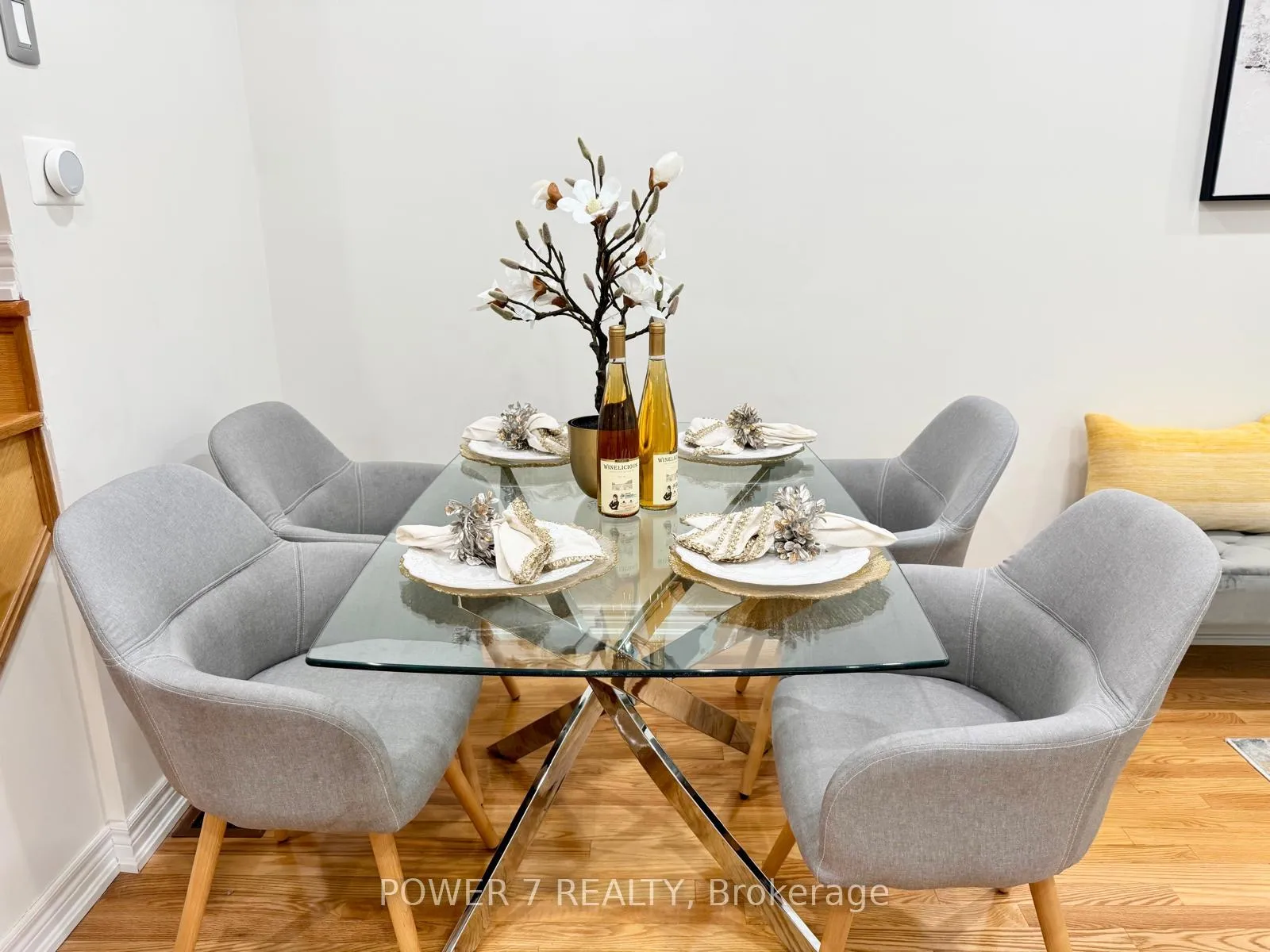 Photo 5 of 119 Gauguin Avenue, Vaughan, Patterson — HOMEH