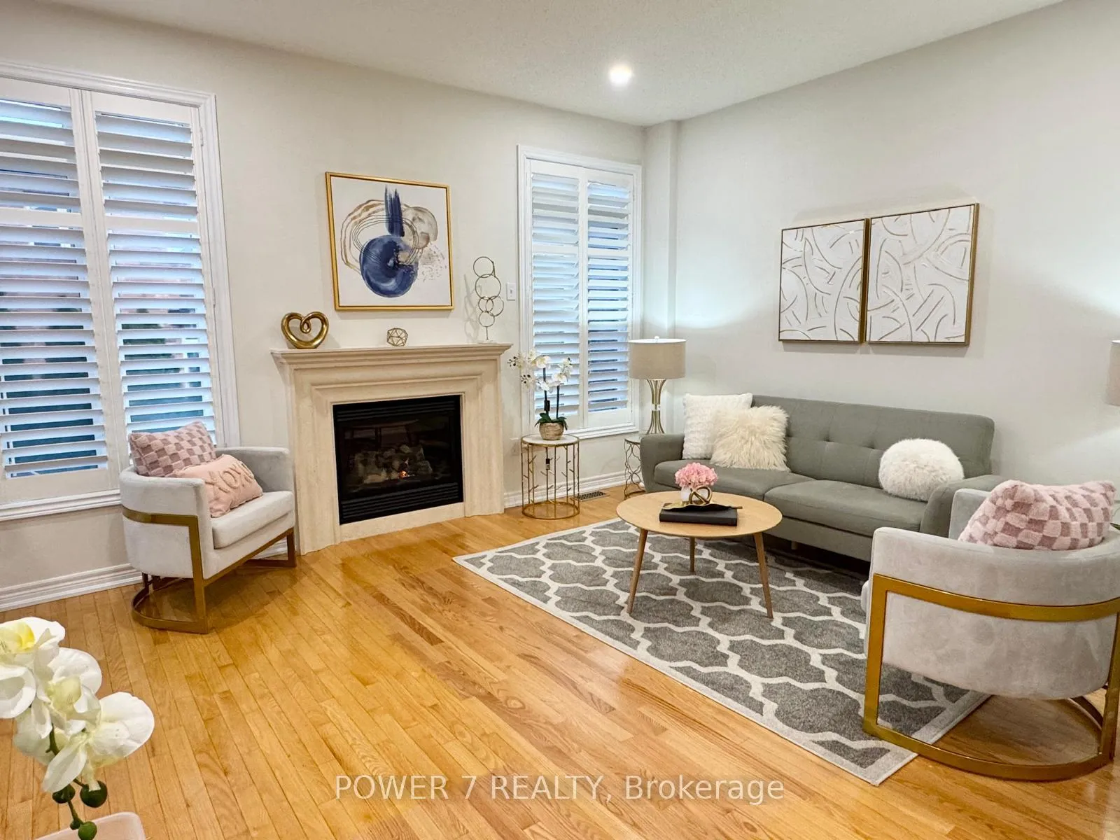 Photo 6 of 119 Gauguin Avenue, Vaughan, Patterson — HOMEH