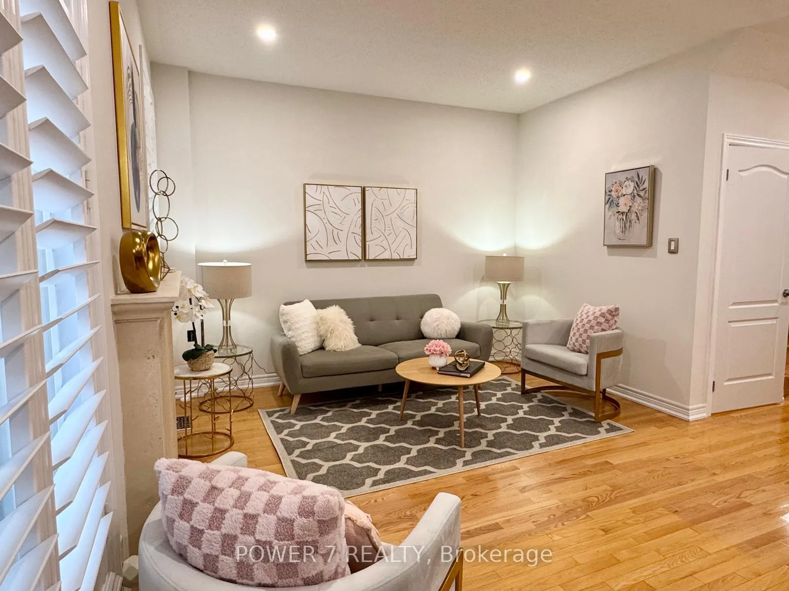 Photo 8 of 119 Gauguin Avenue, Vaughan, Patterson — HOMEH