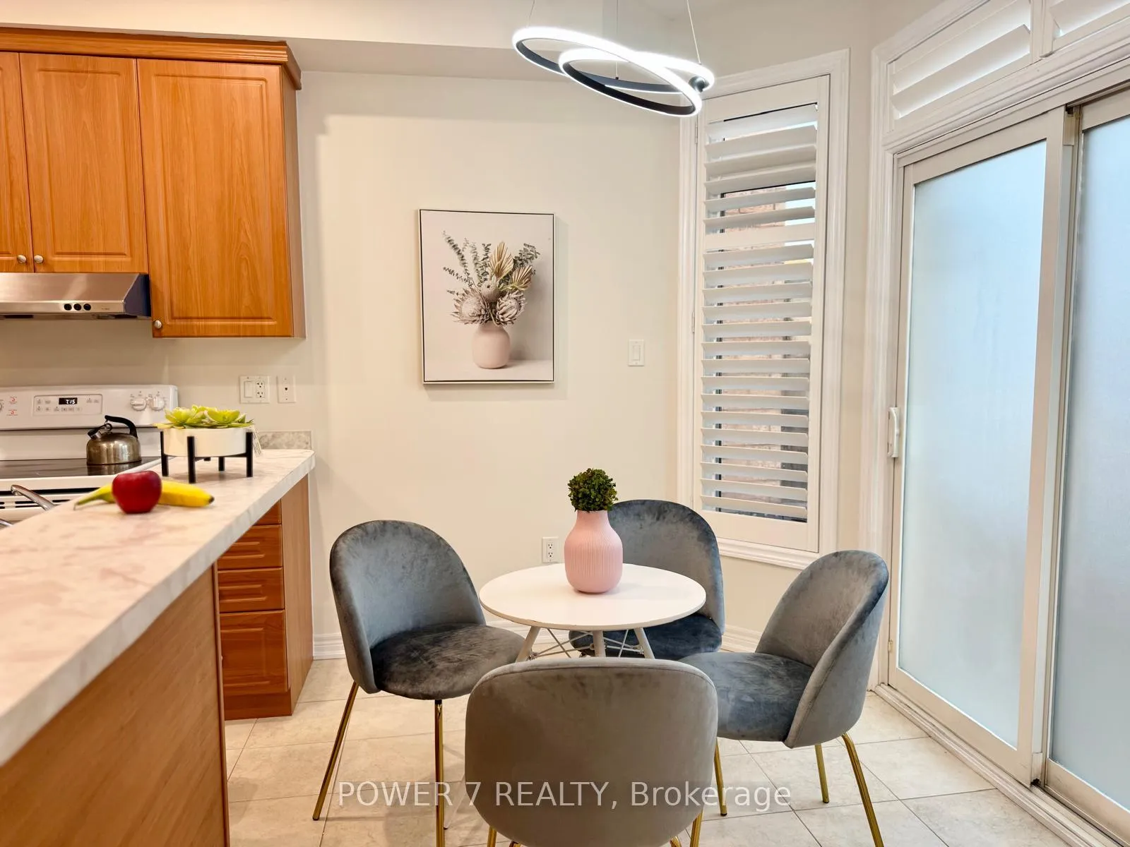 Photo 12 of 119 Gauguin Avenue, Vaughan, Patterson — HOMEH