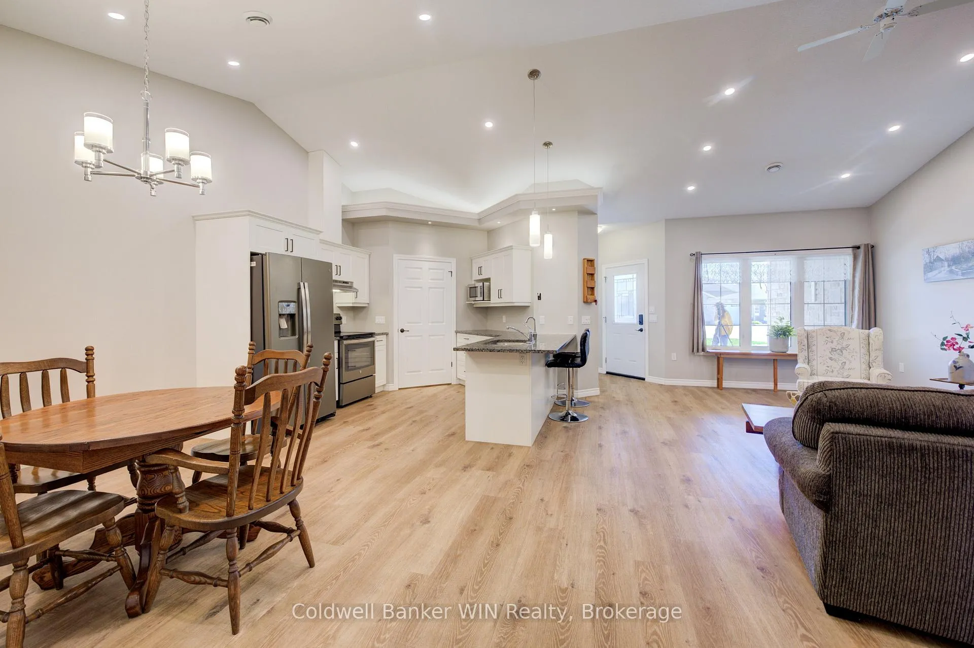 Photo 16 of 103 Broomers Crescent, Wellington North, Mount Forest — HOMEH