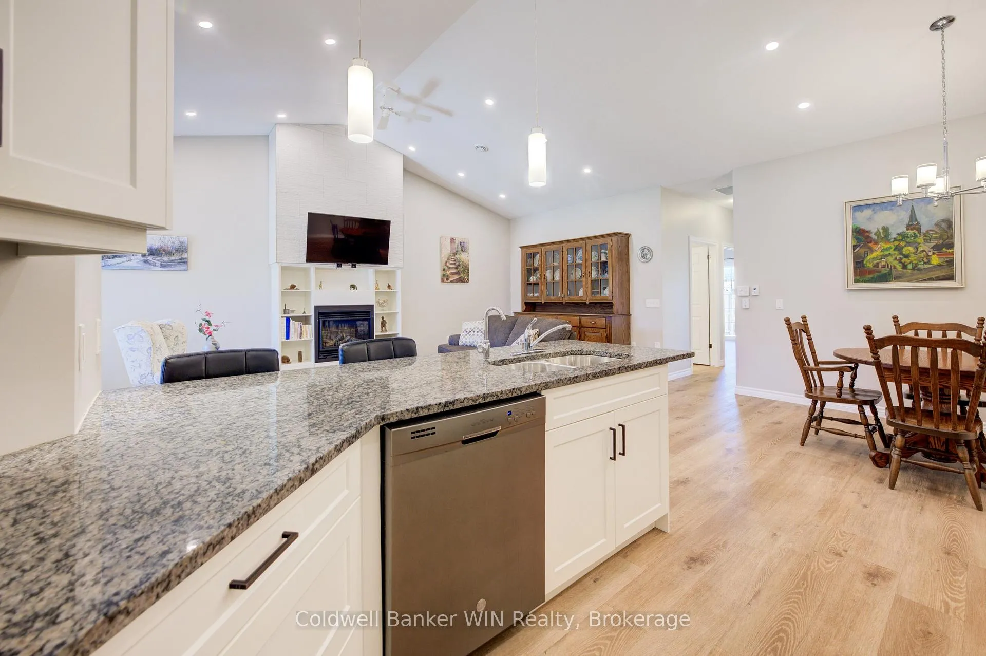 Photo 20 of 103 Broomers Crescent, Wellington North, Mount Forest — HOMEH