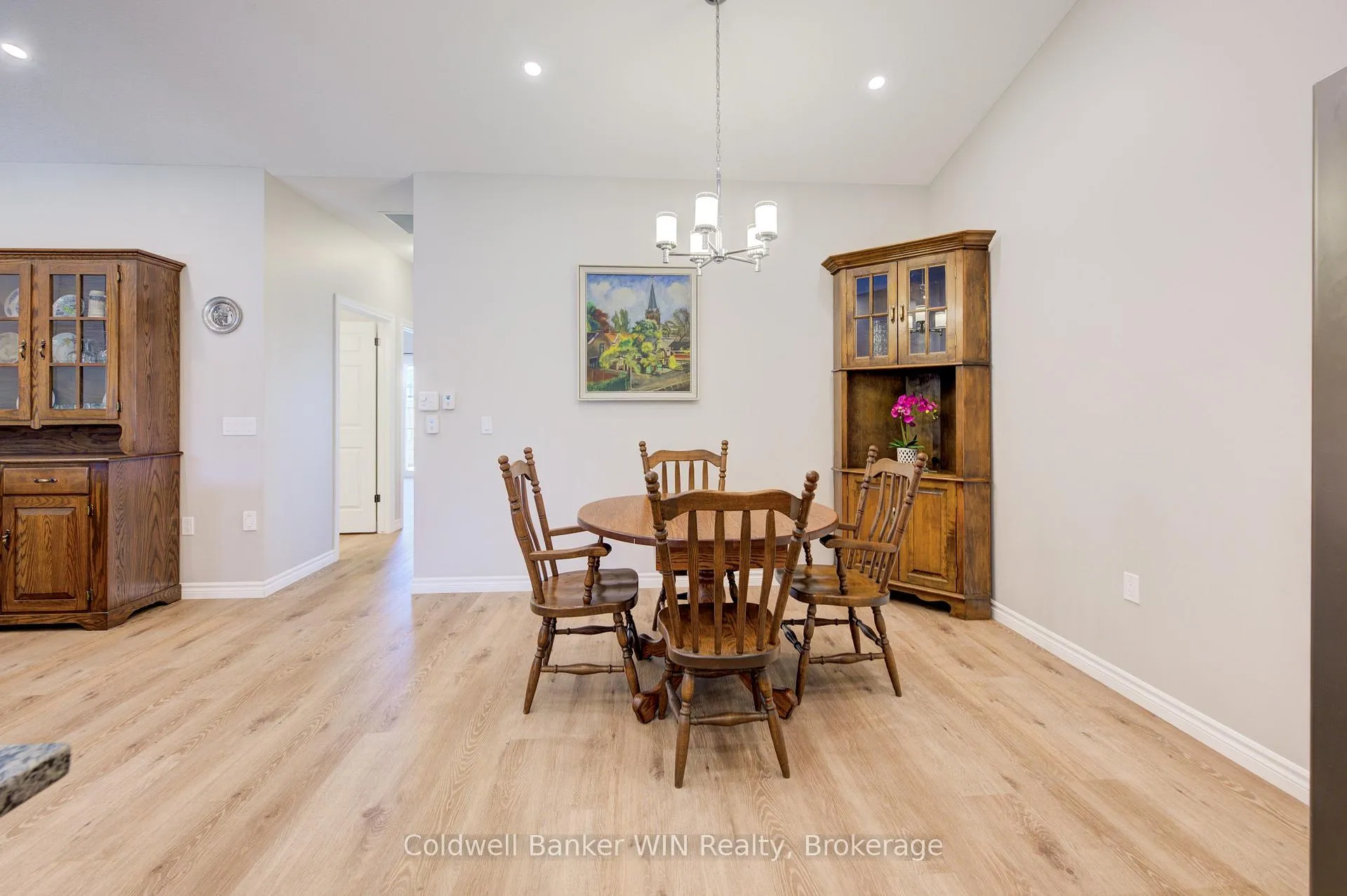 Photo 21 of 103 Broomers Crescent, Wellington North, Mount Forest — HOMEH