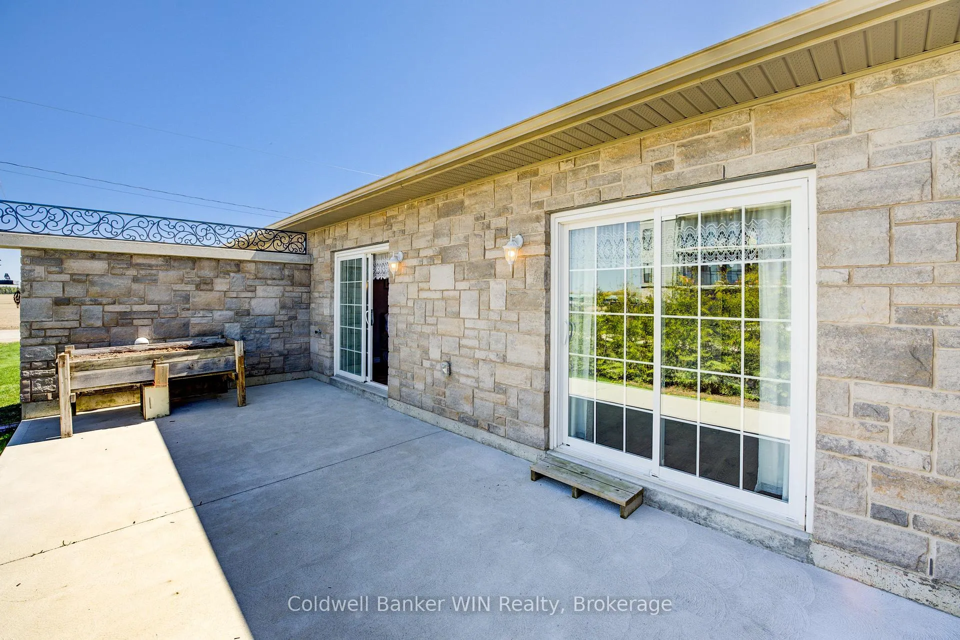 Photo 33 of 103 Broomers Crescent, Wellington North, Mount Forest — HOMEH