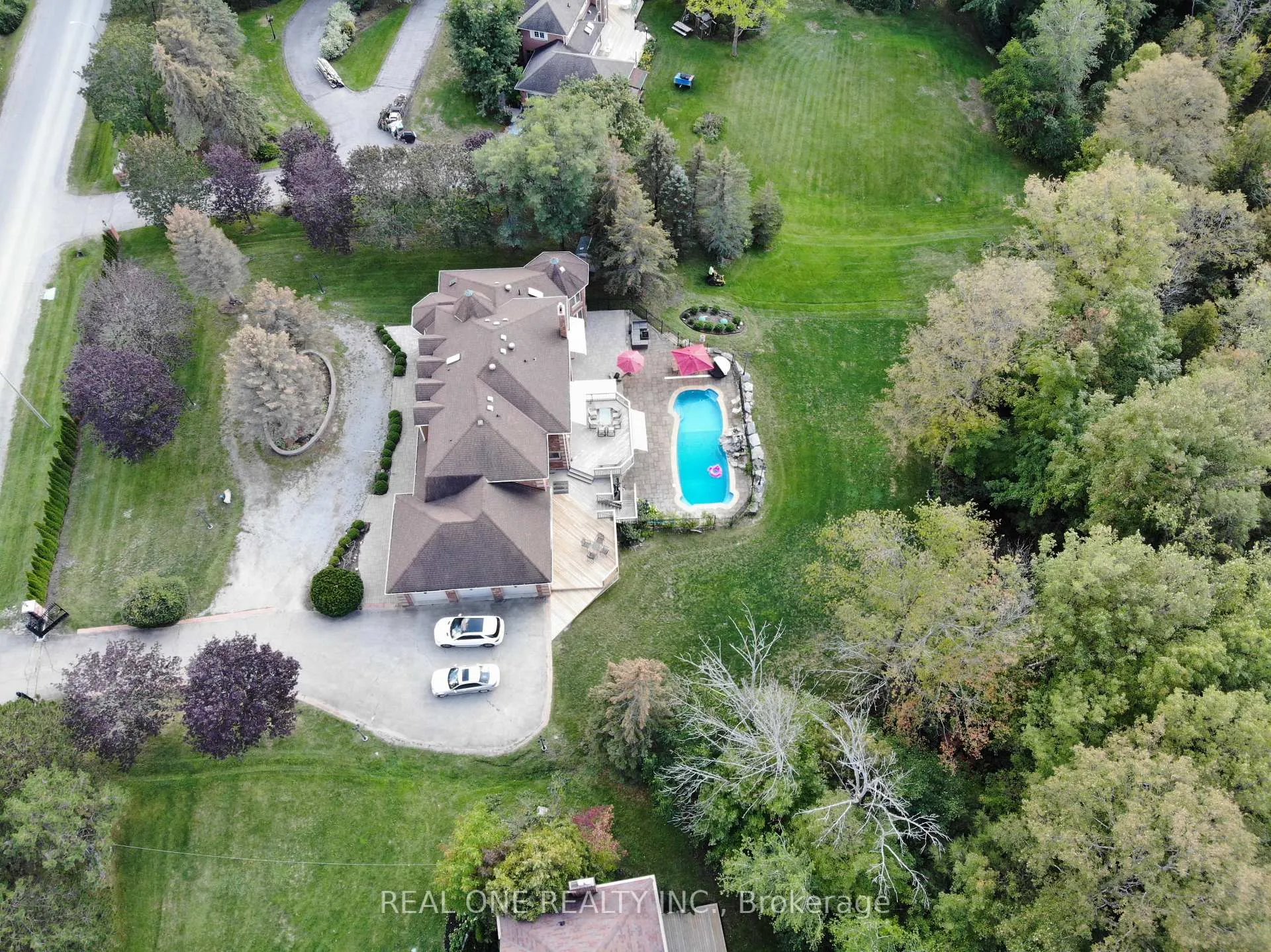Photo 2 of 12 Jarvis Avenue, Aurora, Aurora Estates — HOMEH