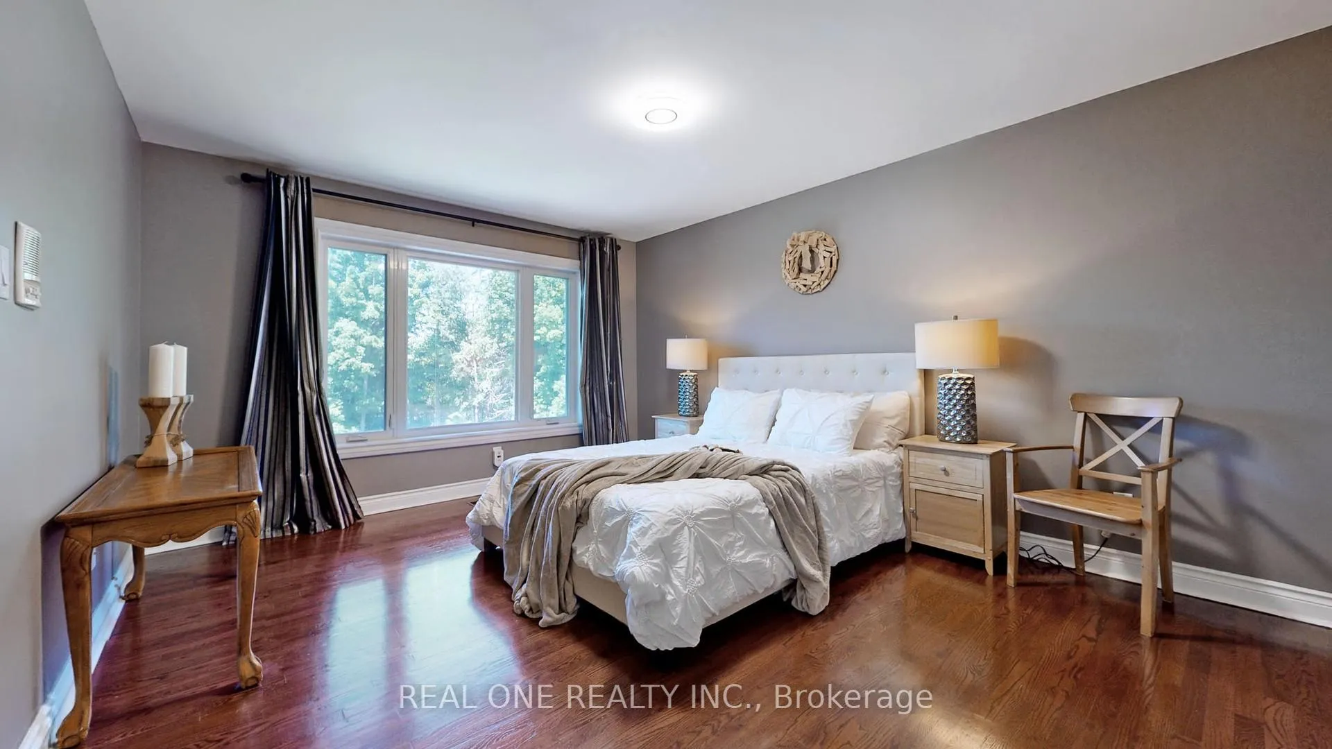 Photo 28 of 12 Jarvis Avenue, Aurora, Aurora Estates — HOMEH