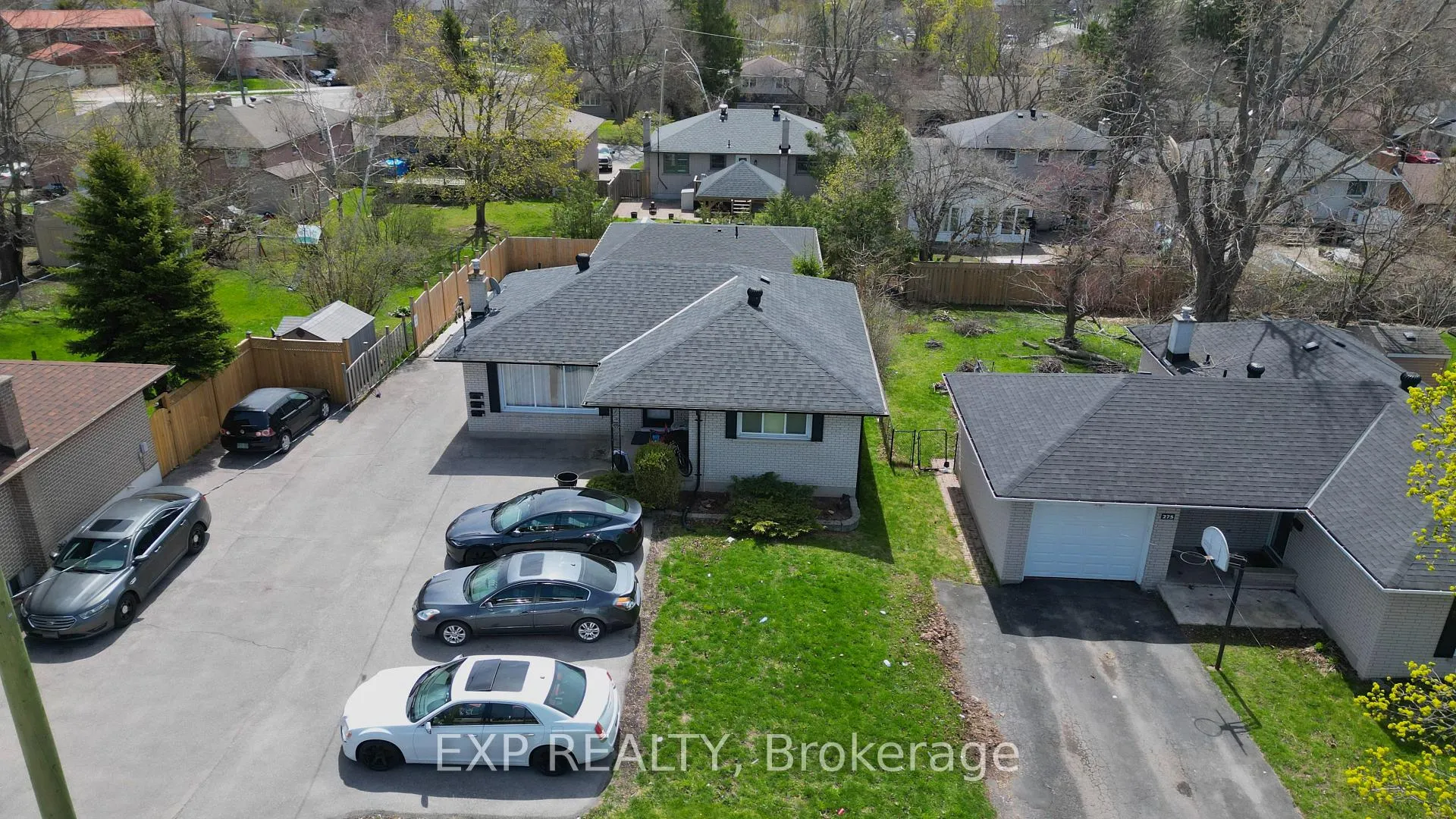Photo 23 of 277 Grove Street E, Barrie, Wellington — HOMEH