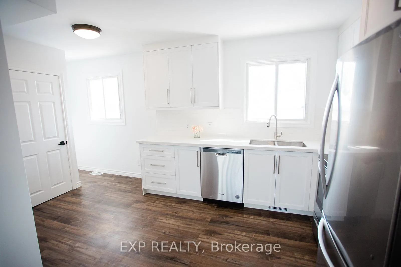 Photo 25 of 277 Grove Street E, Barrie, Wellington — HOMEH
