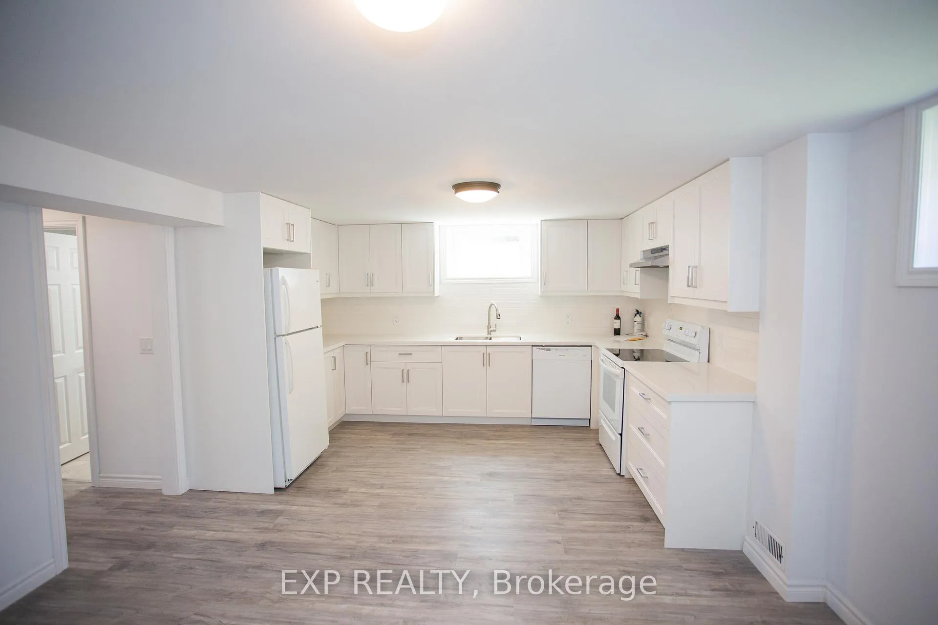 Photo 33 of 277 Grove Street E, Barrie, Wellington — HOMEH