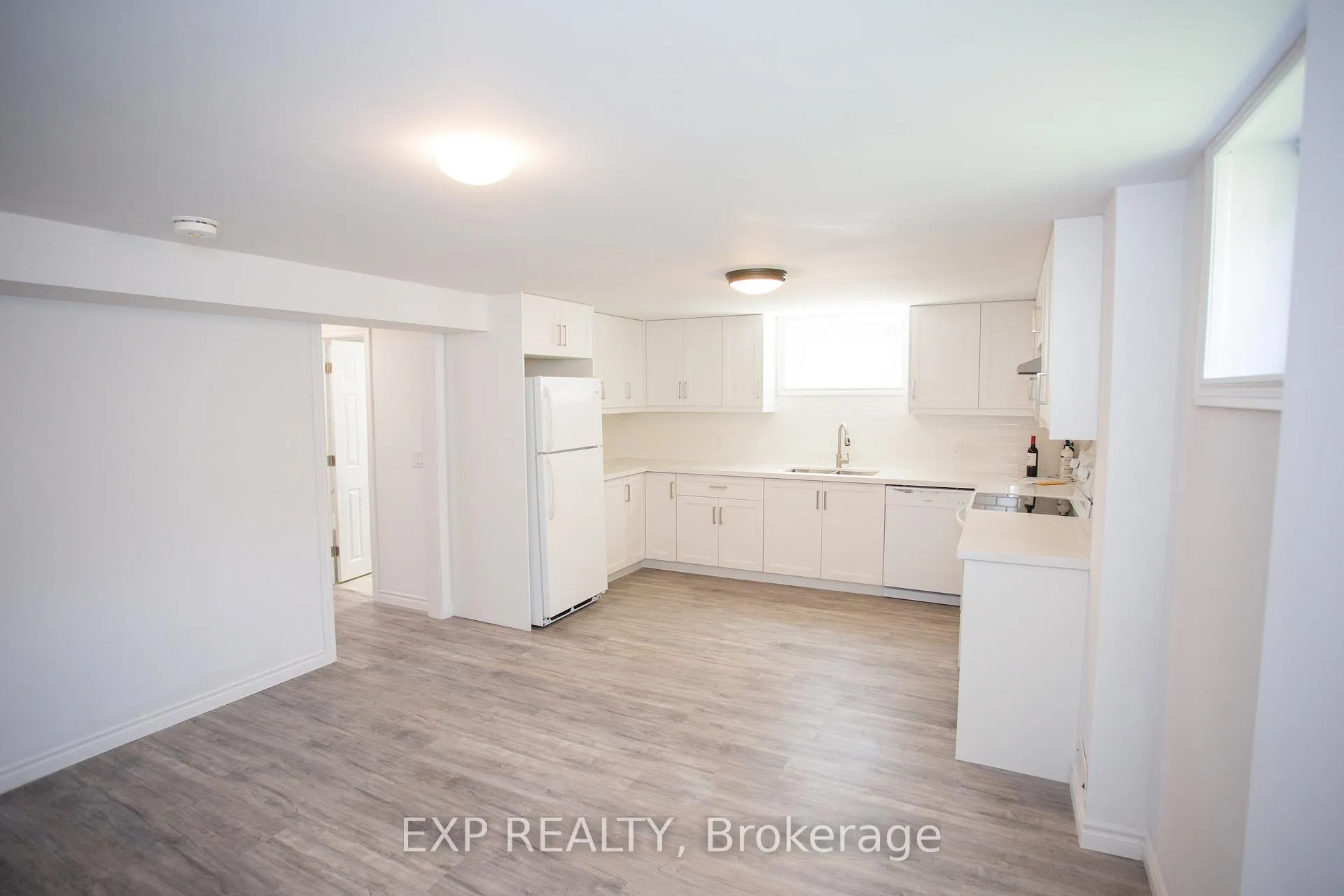 Photo 36 of 277 Grove Street E, Barrie, Wellington — HOMEH