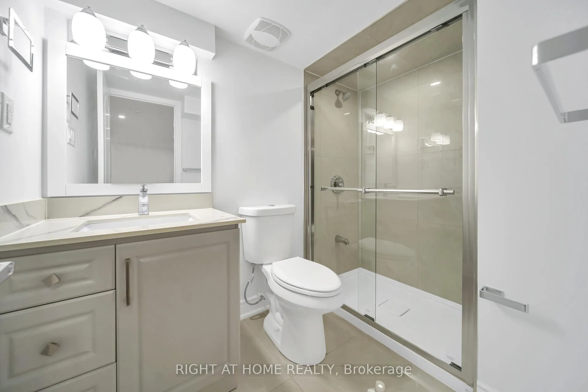Photo 11 of 35 Hubbell_Basement Floor Road, Brampton, Bram West — HOMEH