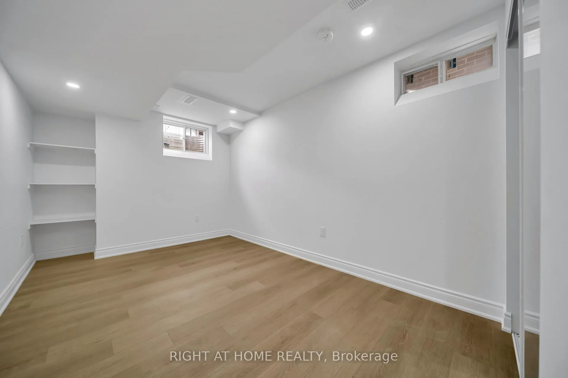 Photo 12 of 35 Hubbell_Basement Floor Road, Brampton, Bram West — HOMEH