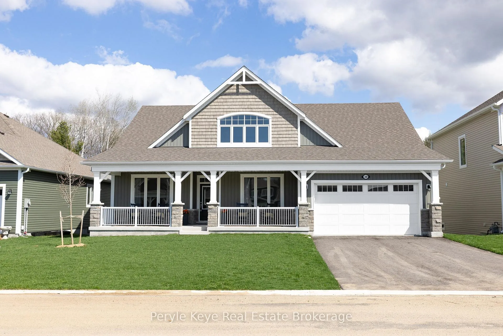 Photo 6 of 30 Dyer Crescent, Bracebridge, Macaulay — HOMEH