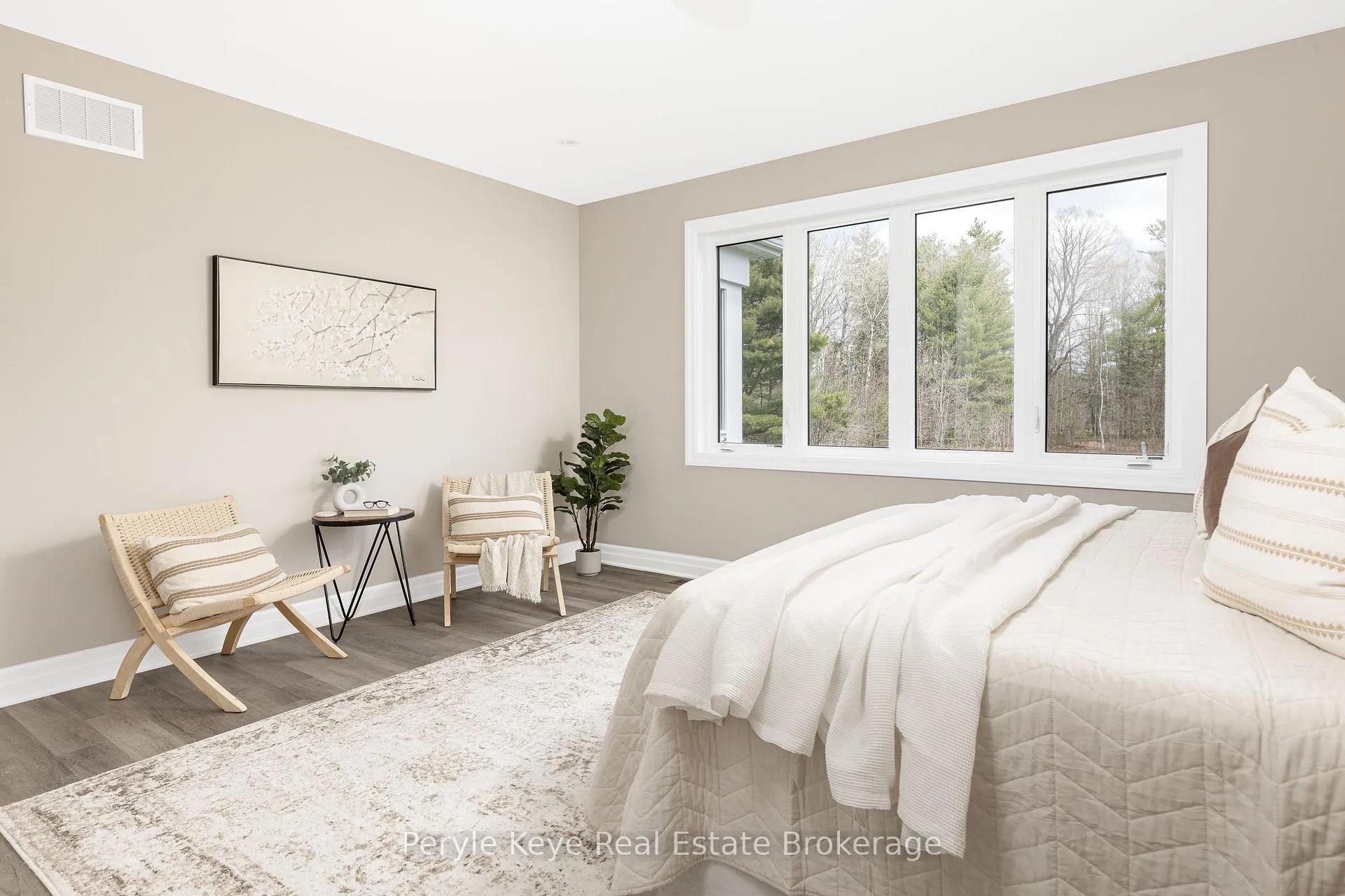 Photo 28 of 30 Dyer Crescent, Bracebridge, Macaulay — HOMEH