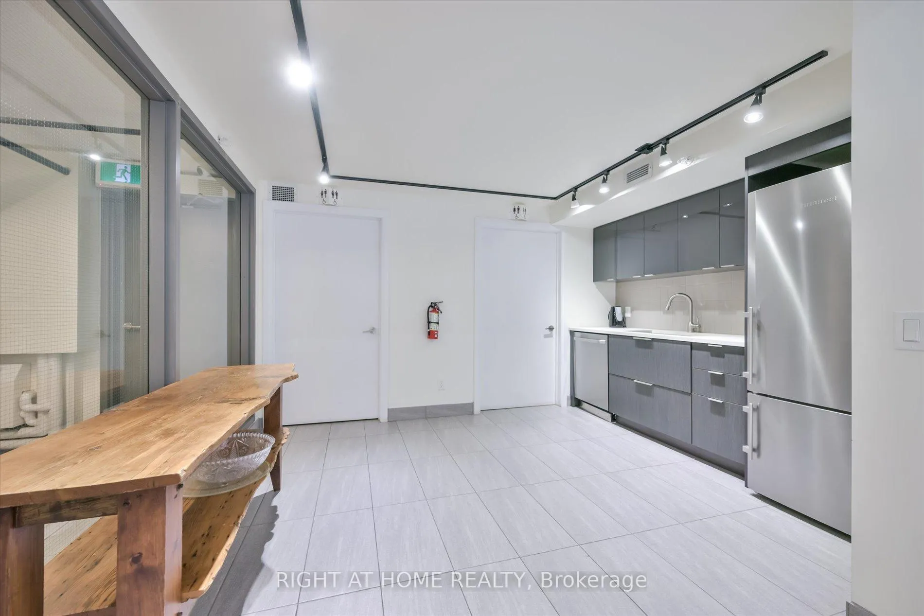 Photo 22 of Unit 601, 580 Kingston Road, Toronto, The Beaches — HOMEH