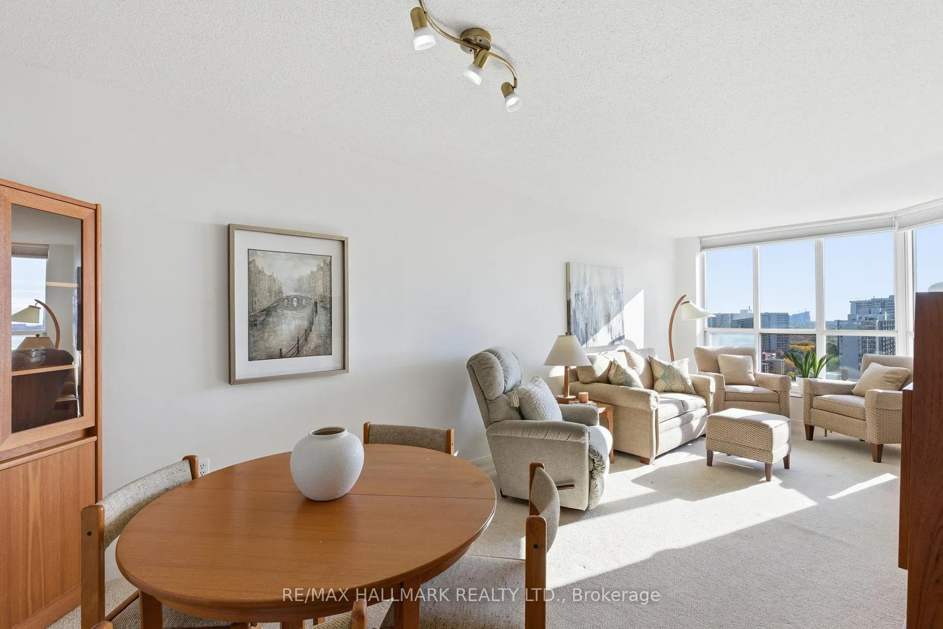 Photo 6 of Unit 1801, 21 Overlea Boulevard, Toronto, Thorncliffe Park — HOMEH