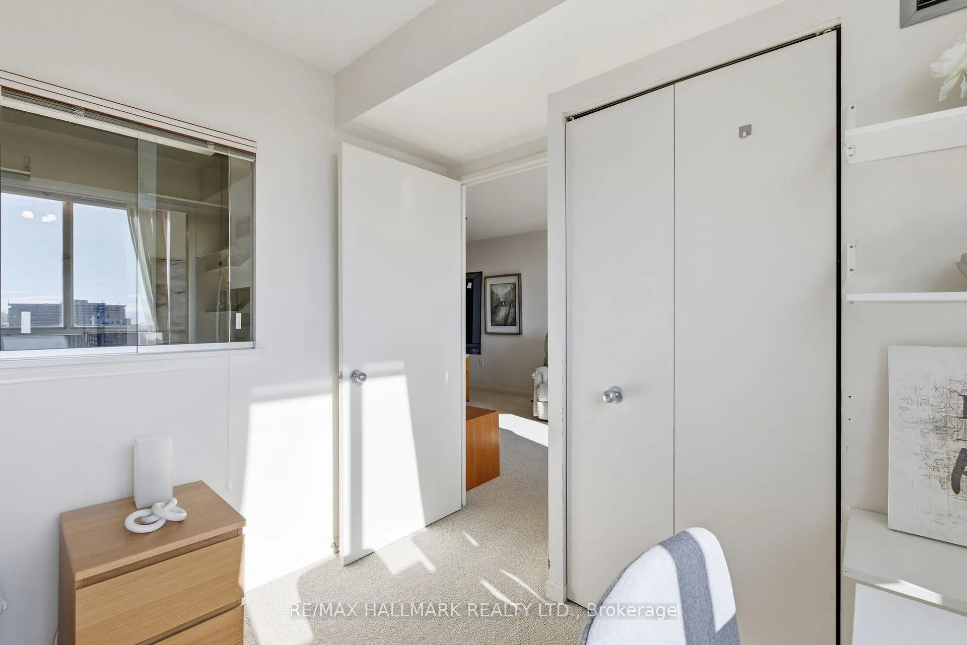 Photo 13 of Unit 1801, 21 Overlea Boulevard, Toronto, Thorncliffe Park — HOMEH