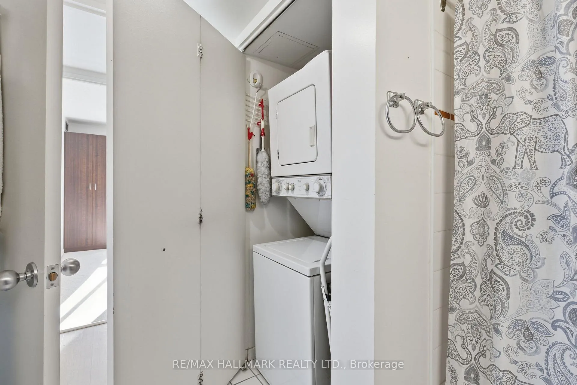 Photo 17 of Unit 1801, 21 Overlea Boulevard, Toronto, Thorncliffe Park — HOMEH