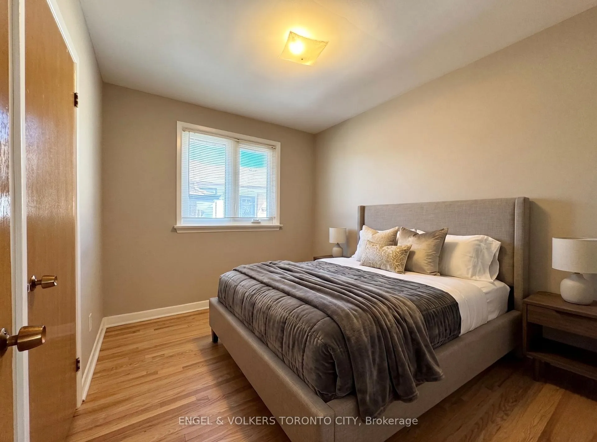Photo 14 of 18 Willsteven Drive, Scarborough, Woburn — HOMEH
