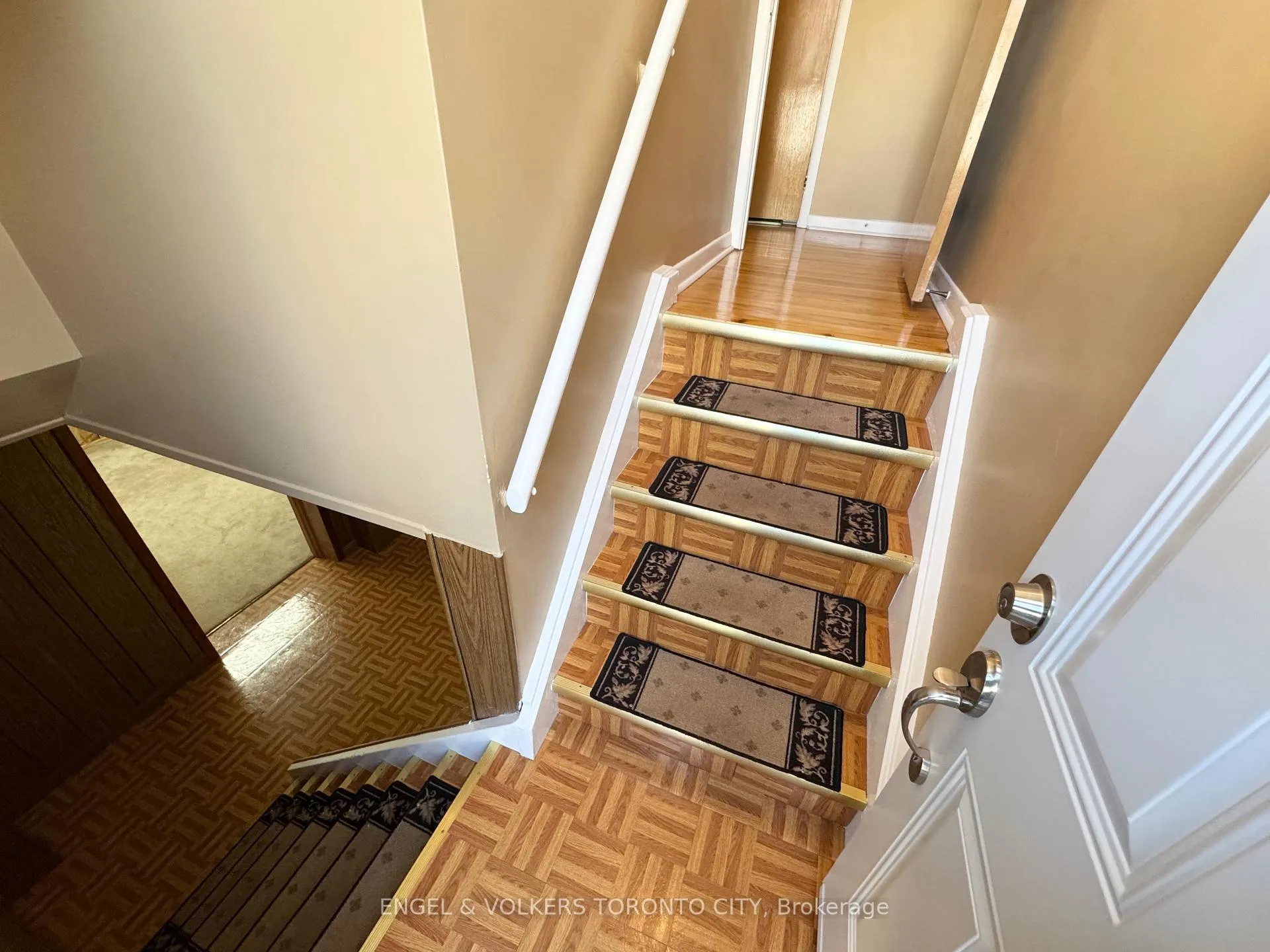 Photo 20 of 18 Willsteven Drive, Scarborough, Woburn — HOMEH