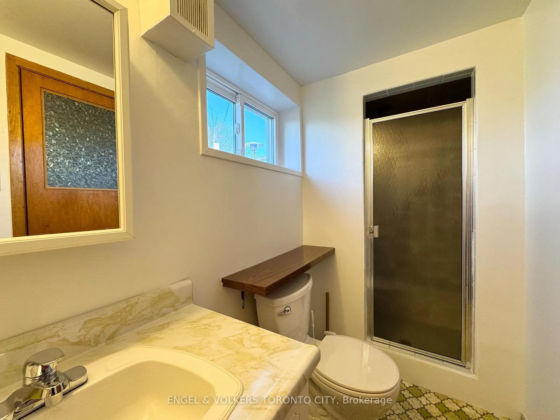 Photo 26 of 18 Willsteven Drive, Scarborough, Woburn — HOMEH