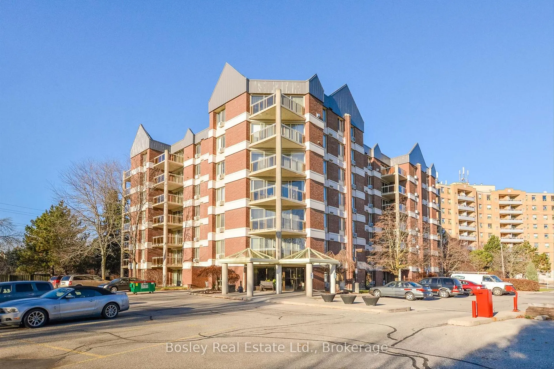 Photo 1 of Unit 506, 8 Christopher Court, Guelph, Kortright West — HOMEH