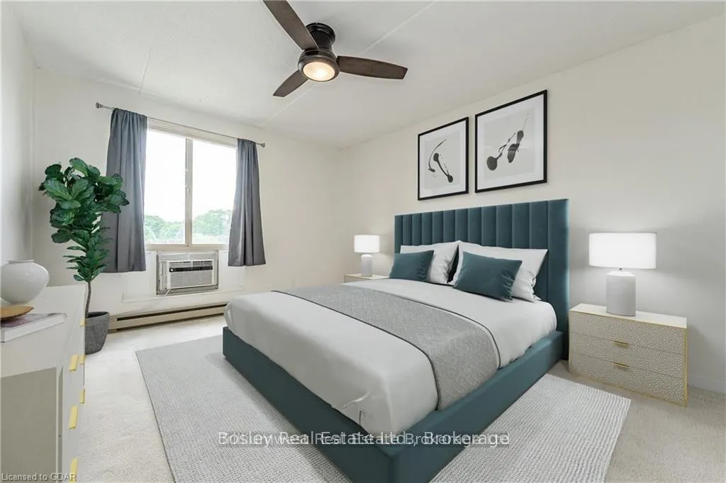 Photo 4 of Unit 506, 8 Christopher Court, Guelph, Kortright West — HOMEH