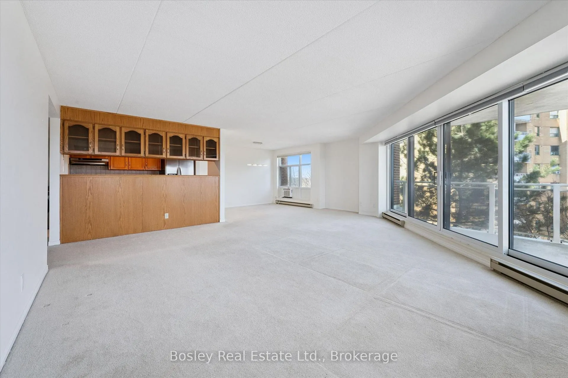 Photo 6 of Unit 506, 8 Christopher Court, Guelph, Kortright West — HOMEH