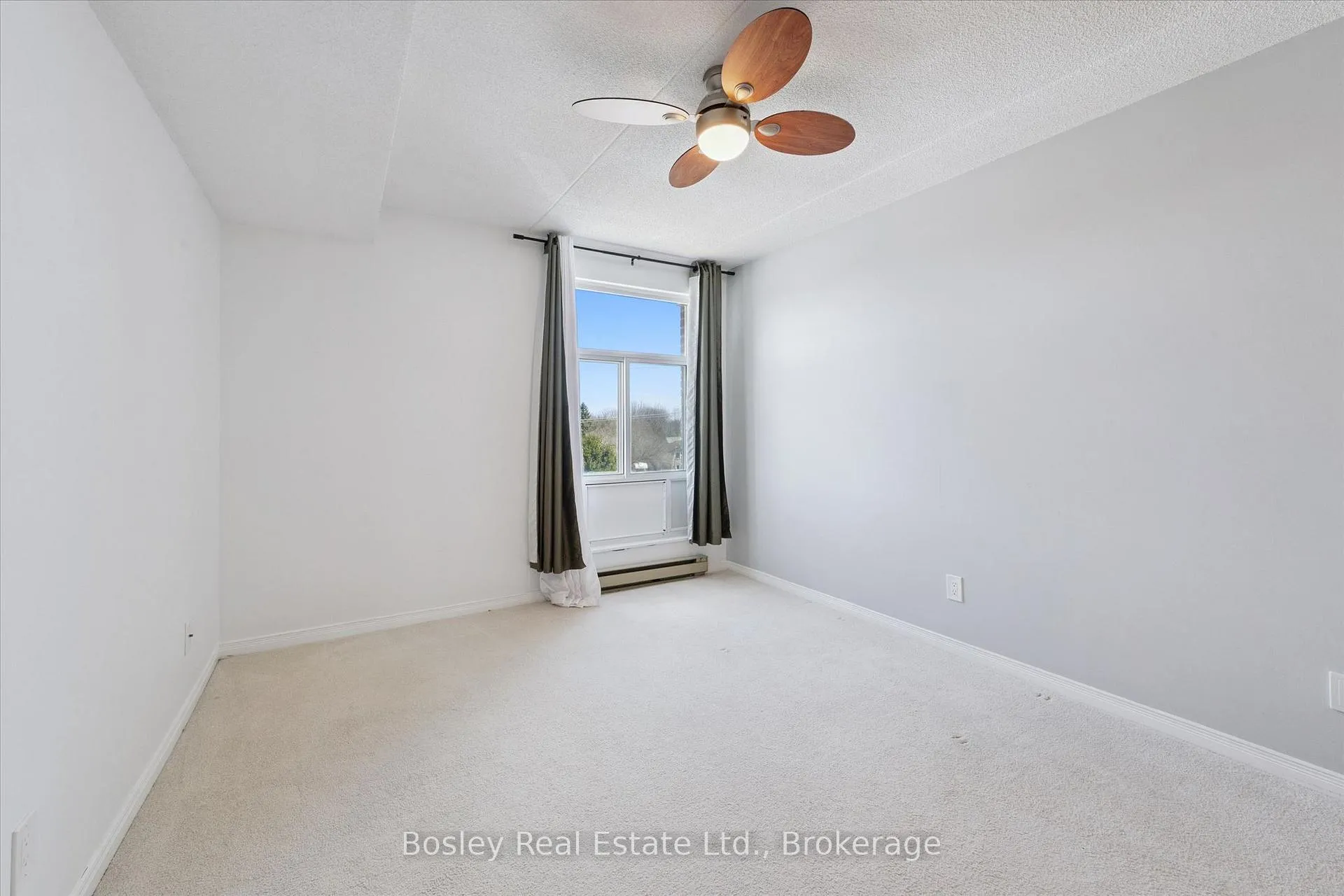 Photo 9 of Unit 506, 8 Christopher Court, Guelph, Kortright West — HOMEH