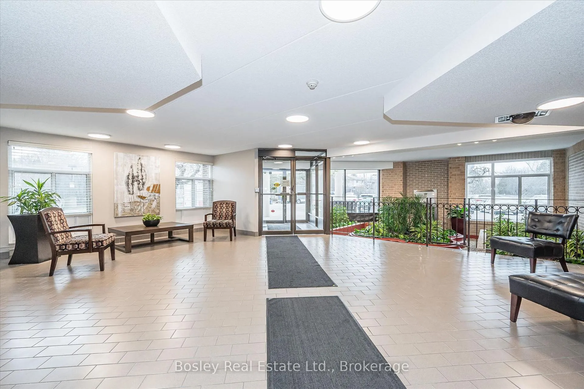 Photo 47 of Unit 506, 8 Christopher Court, Guelph, Kortright West — HOMEH