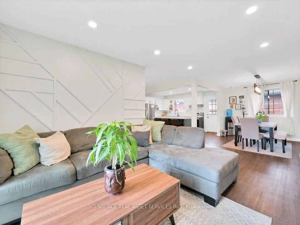 Photo 10 of Unit Upper, 109 June Street, Hamilton, Greeningdon — HOMEH