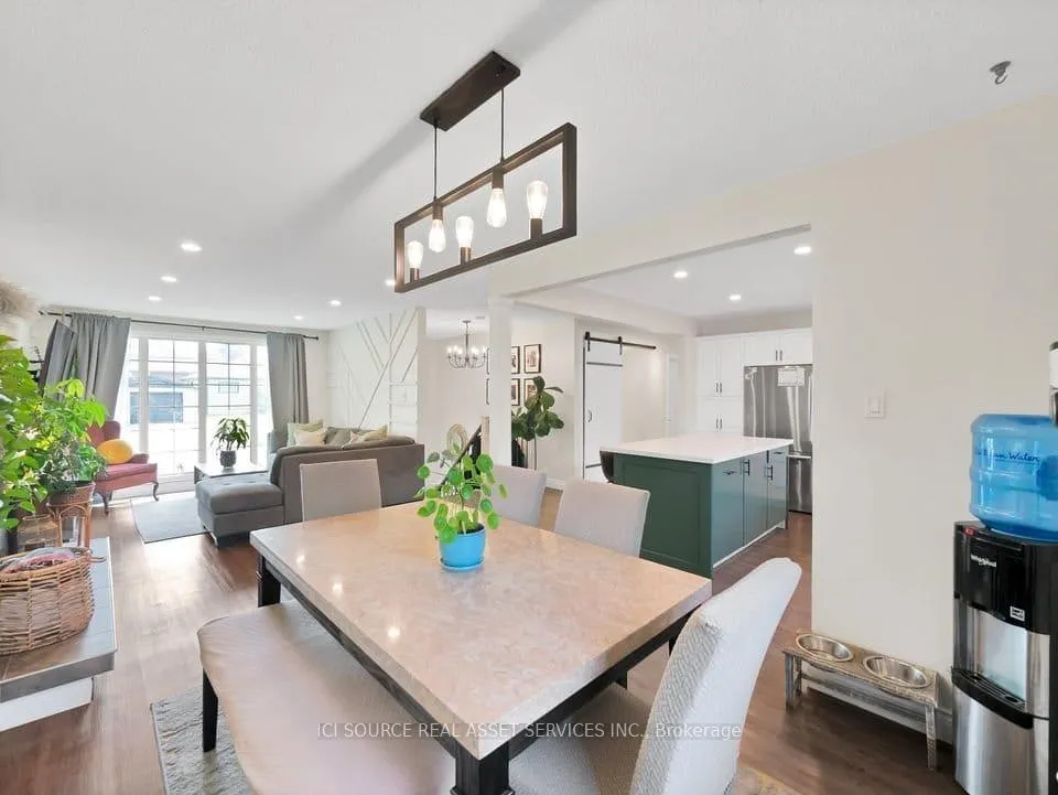 Photo 14 of Unit Upper, 109 June Street, Hamilton, Greeningdon — HOMEH