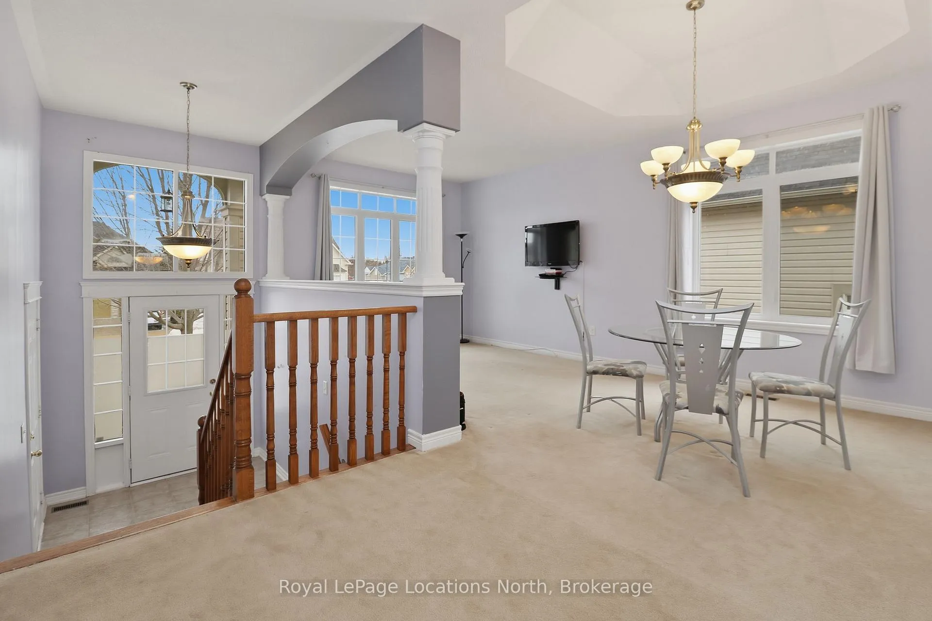 Photo 7 of 46 Princess Point Drive, Wasaga Beach — HOMEH